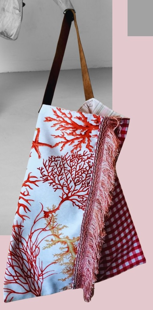 Bolso tote Coral reversible, artesanal, hecho a mano con telas recicladas